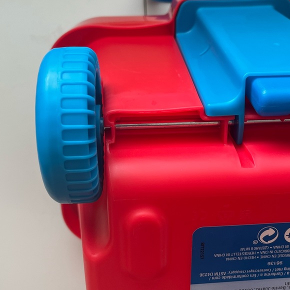 Melissa and Doug Fill and Roll Grocery Basket - Picture 4 of 5